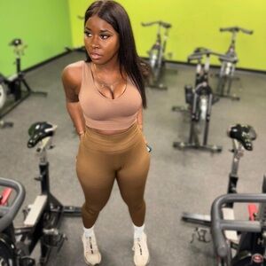 Brown gym spandex set